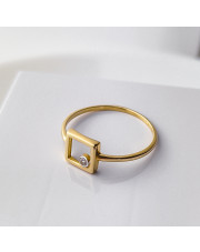 Złoty pierścionek kontur kwadratu z białym oczkiem - pr. 585