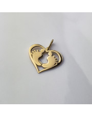 Złota zawieszka Stópki w sercu - możliwość graweru z dwóch stron - pr.585